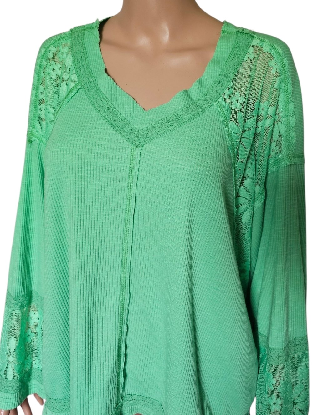 POL Lace Floral Sweatshirt Oversized Top - Picture 4 of 10